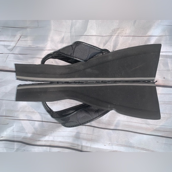 ☀️ Coach Jaicee Black Wedge Thong Flip Flops - Picture 7 of 10